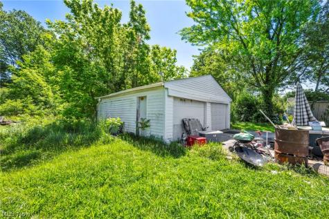 1716 Middle Avenue Elyria OH 44035