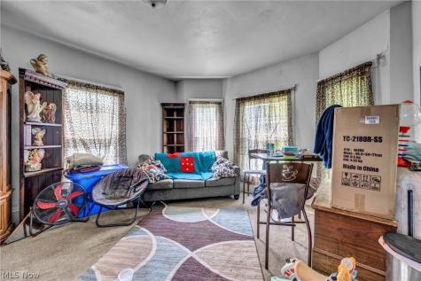 1716 Middle Avenue Elyria OH 44035