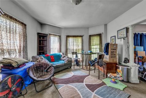 1716 Middle Avenue Elyria OH 44035