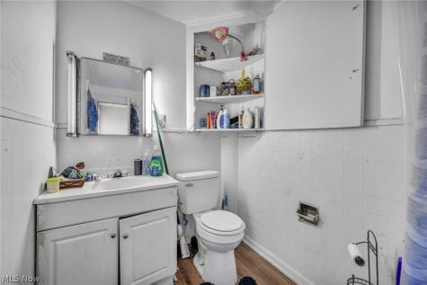 1716 Middle Avenue Elyria OH 44035