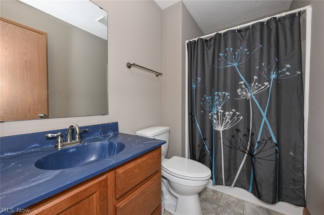 12345 Stafford Road Chagrin Falls OH 44023