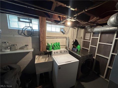 3834 W 116th Street Cleveland OH 44111