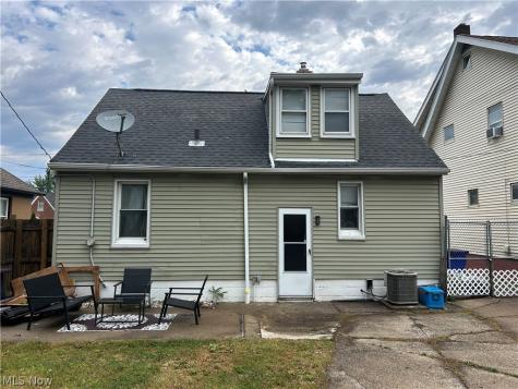 3834 W 116th Street Cleveland OH 44111