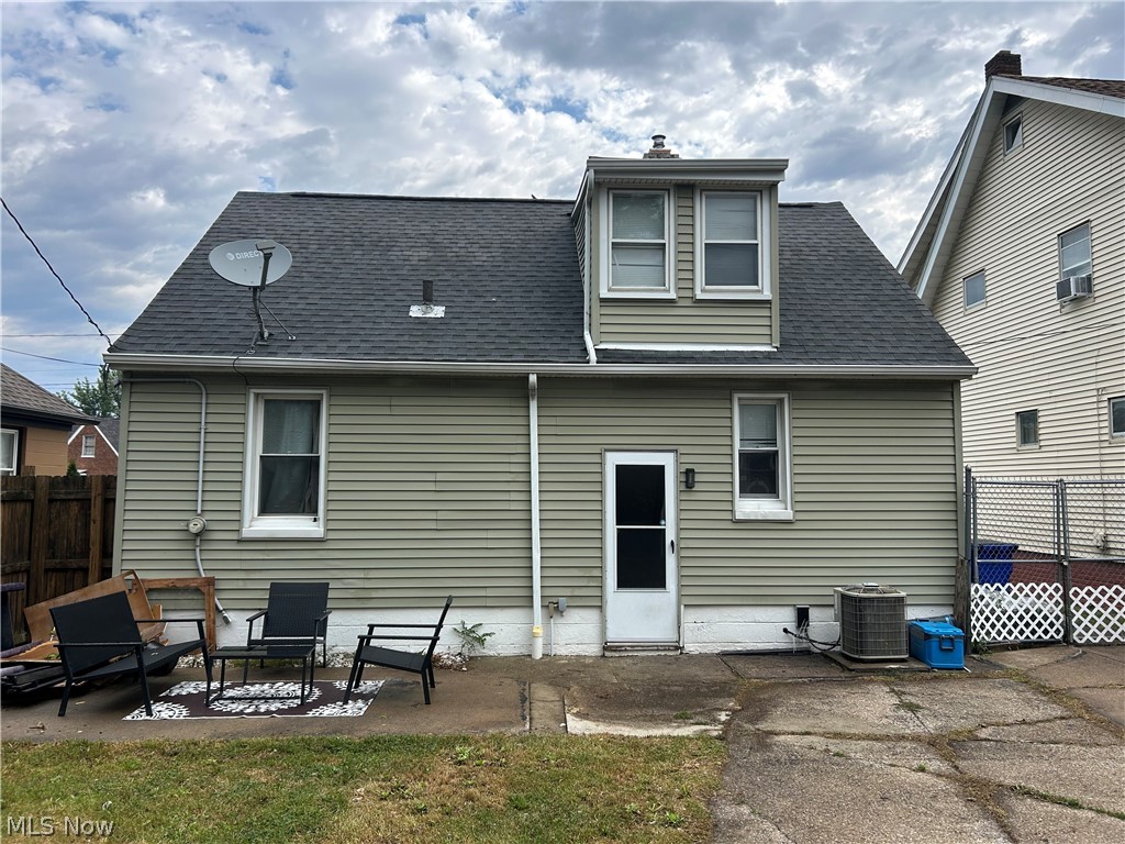 3834 W 116th Street Cleveland OH 44111