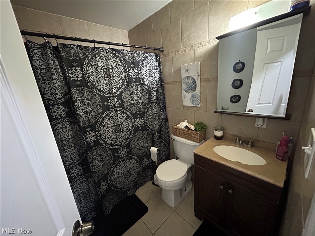 3834 W 116th Street Cleveland OH 44111