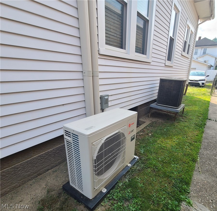 1127 Pearl Street Martins Ferry OH 43935