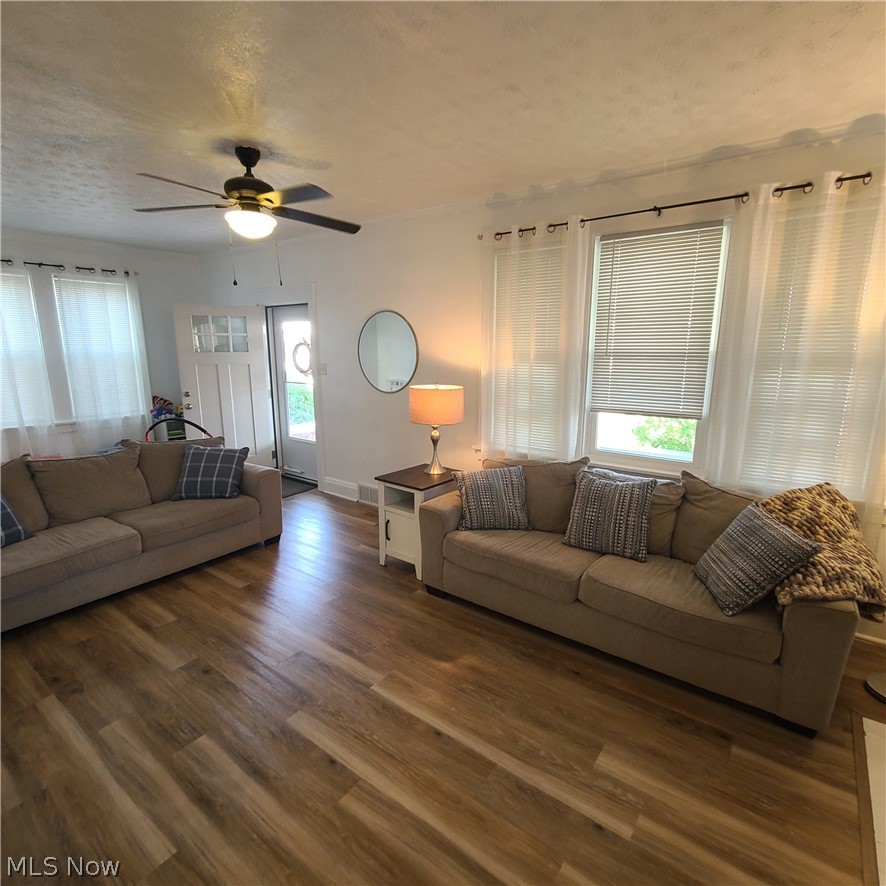 1127 Pearl Street Martins Ferry OH 43935