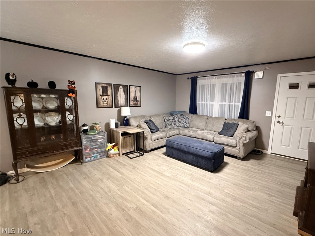 1412 Dover Avenue Dover OH 44622