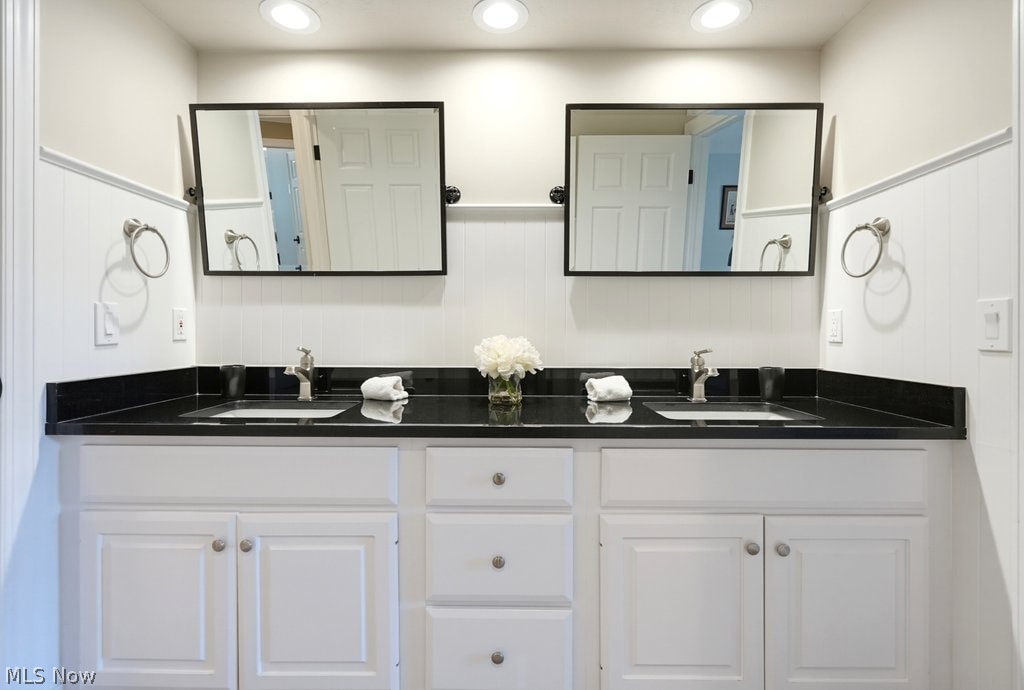 305 Grey Fox Run Chagrin Falls OH 44022