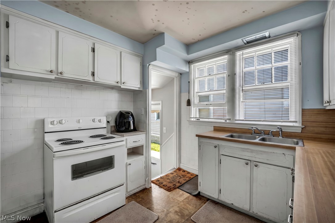 4932 E 110th Street Garfield Heights OH 44125