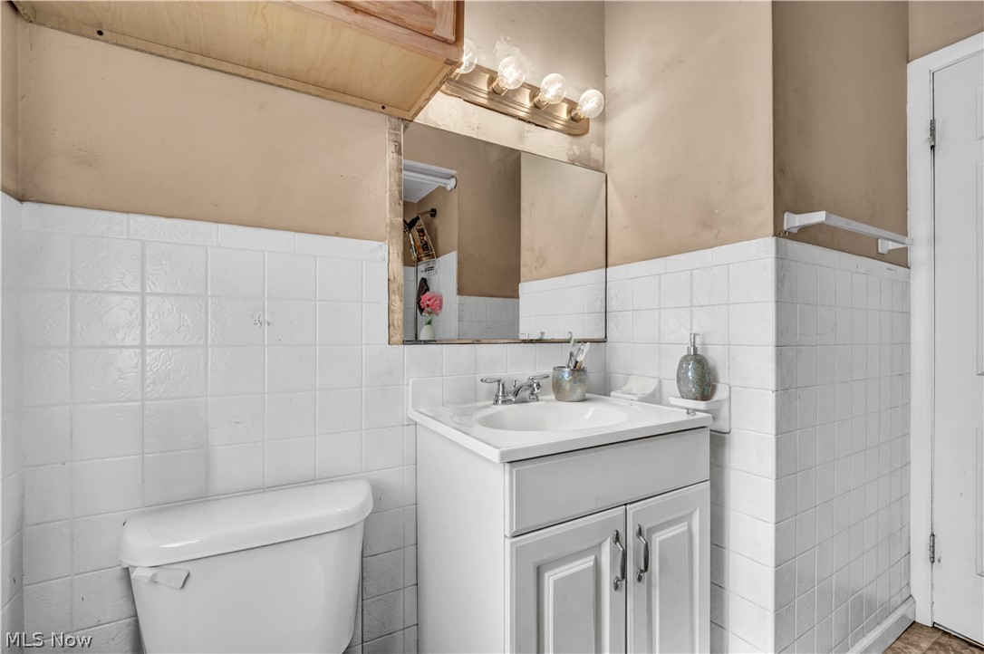 4932 E 110th Street Garfield Heights OH 44125