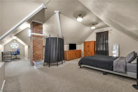 4932 E 110th Street Garfield Heights OH 44125