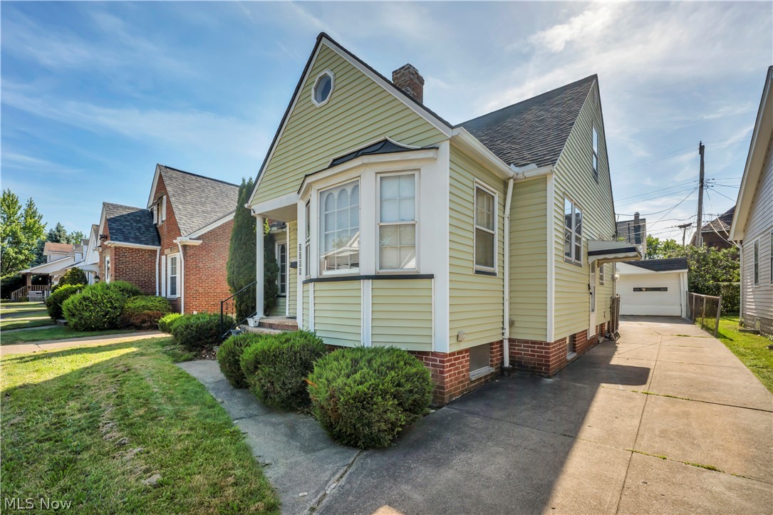 4932 E 110th Street Garfield Heights OH 44125