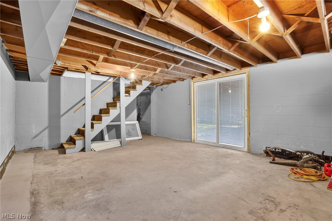 86 Van Sant Street Zanesville OH 43701
