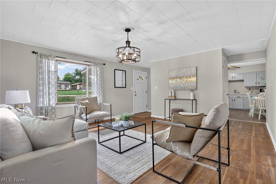86 Van Sant Street Zanesville OH 43701