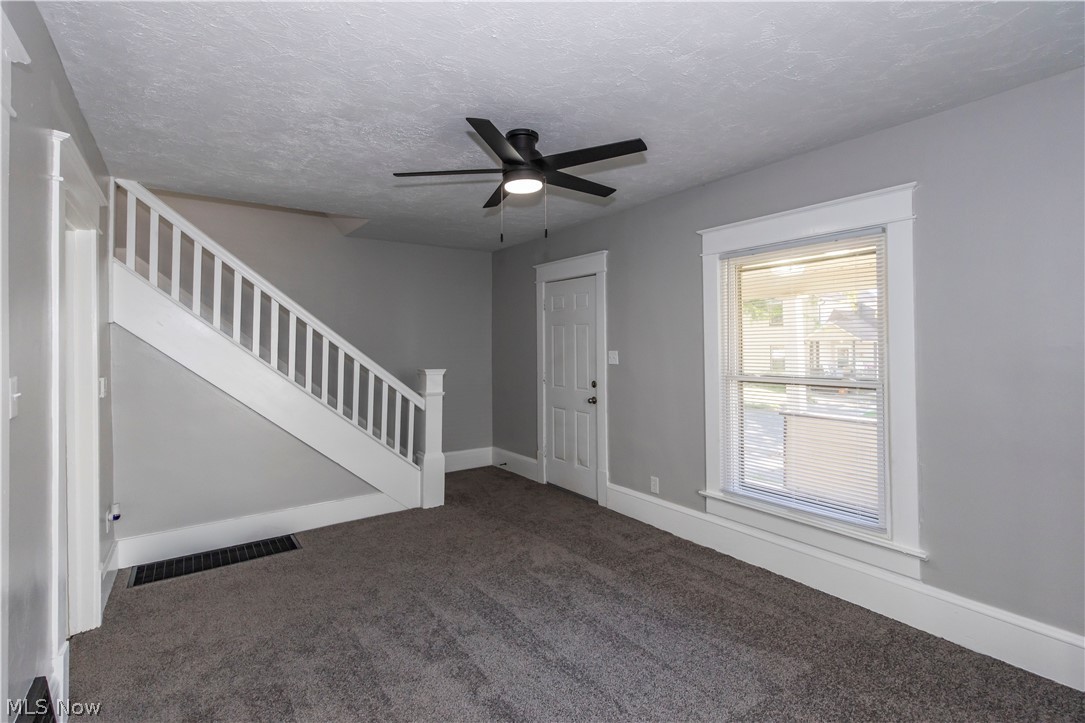 2221 10th Street SW Akron OH 44314
