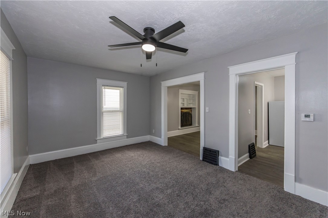 2221 10th Street SW Akron OH 44314