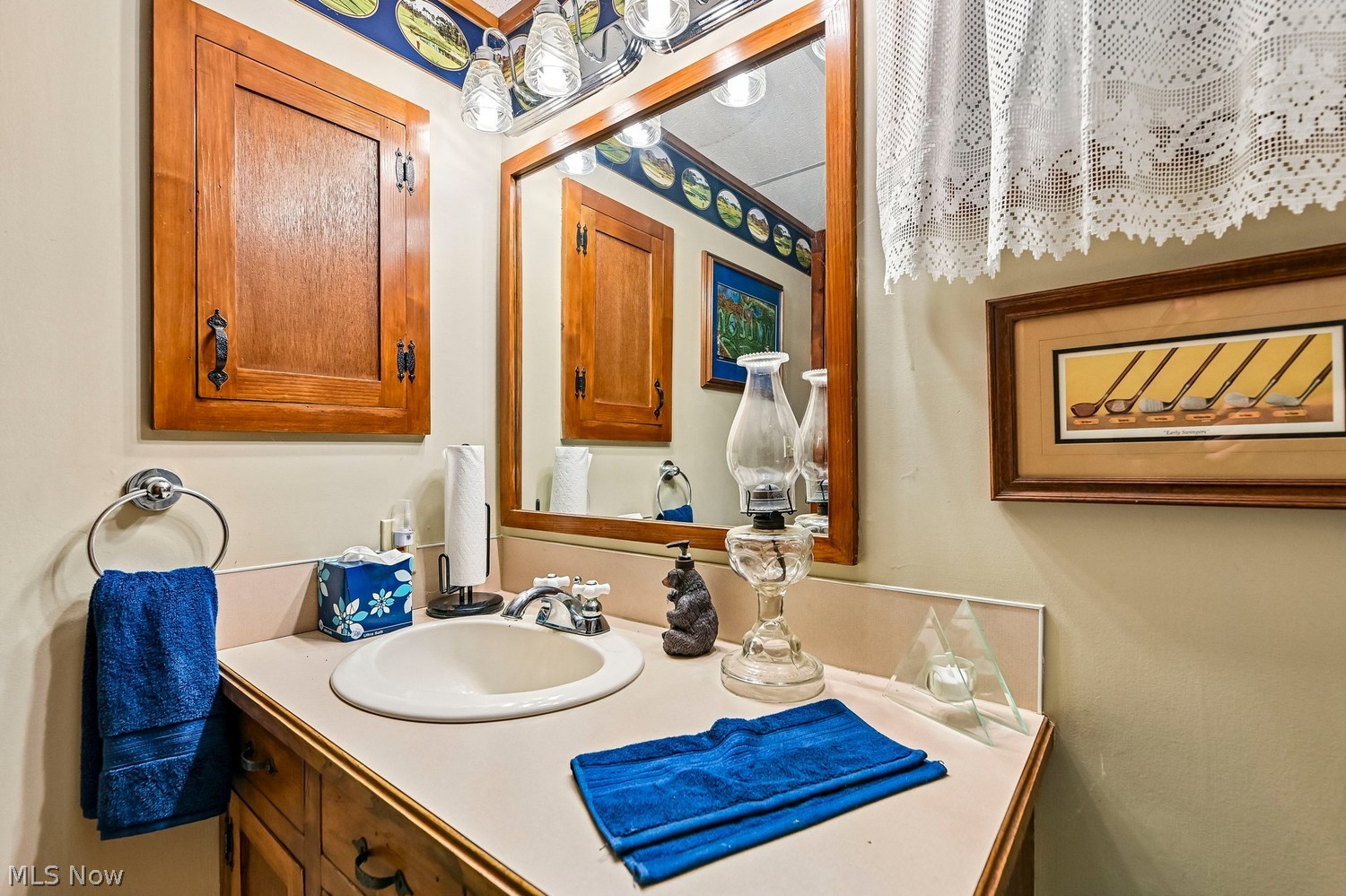 1043 N Honeytown Road Wooster OH 44691
