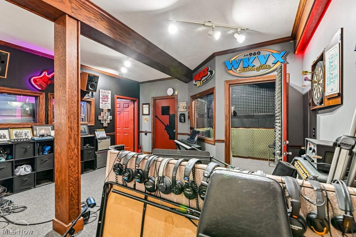 1043 N Honeytown Road Wooster OH 44691