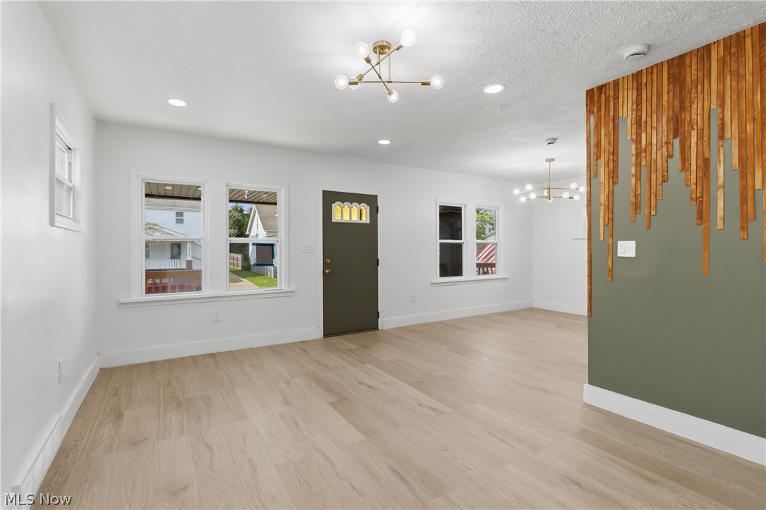 18815 Arrowhead Avenue Cleveland OH 44119