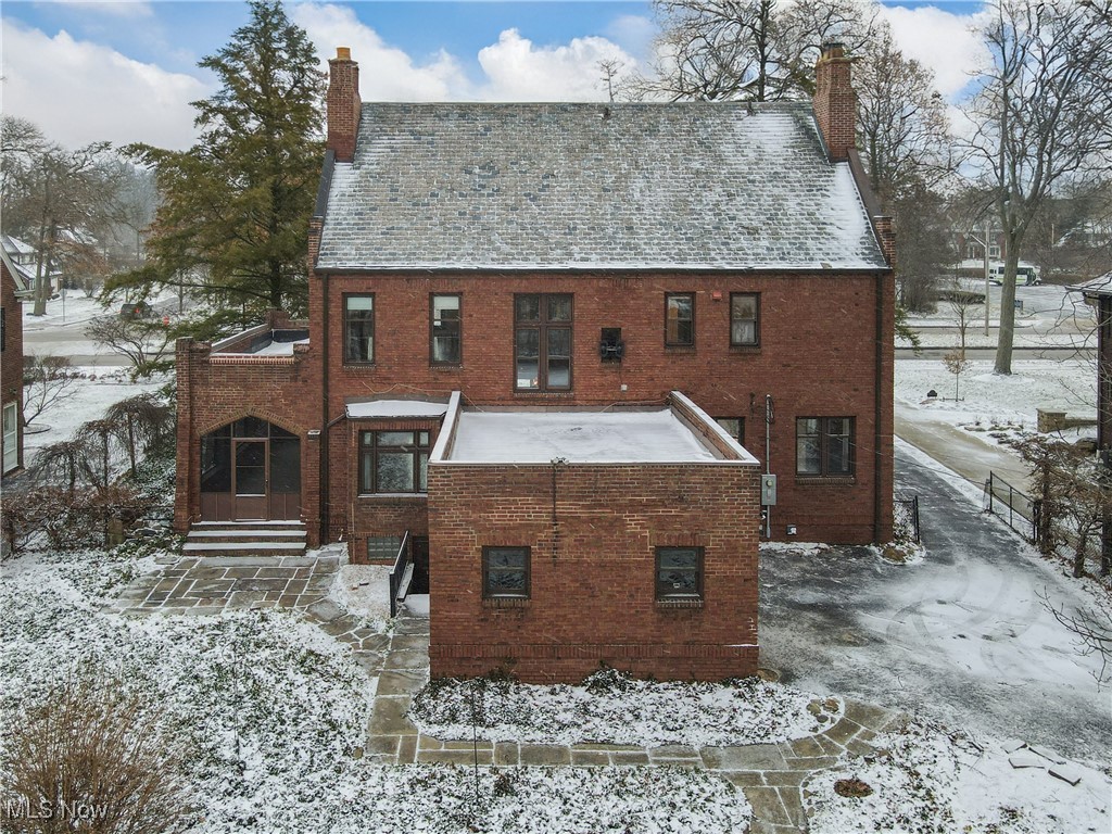 2696 Fairmount Boulevard Cleveland Heights OH 44106