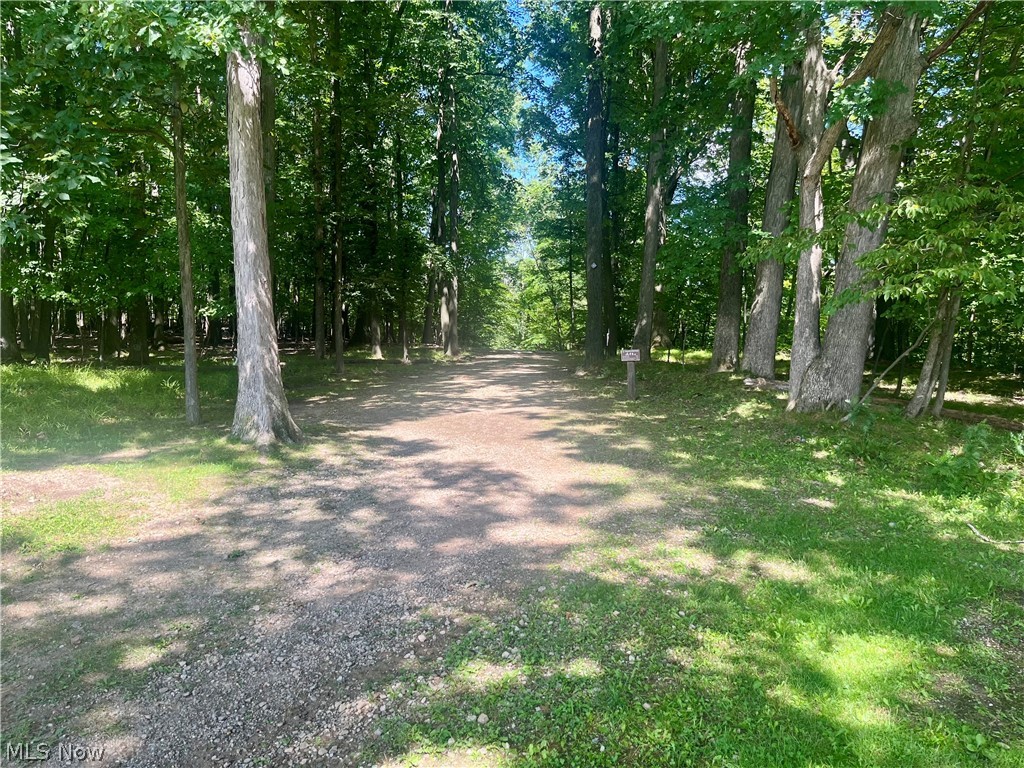 2394 Dentzler Road Parma OH 44134