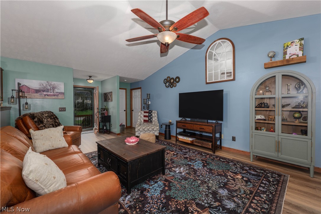 6139 Cartage Avenue NW Canal Fulton OH 44614