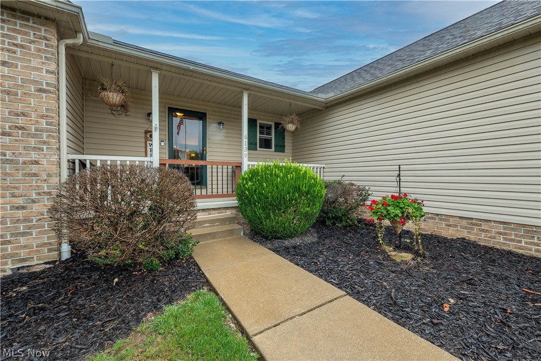 6139 Cartage Avenue NW Canal Fulton OH 44614