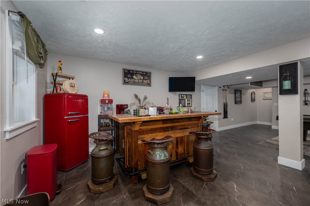 6139 Cartage Avenue NW Canal Fulton OH 44614
