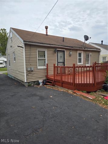 4344 E 144th Street Cleveland OH 44128