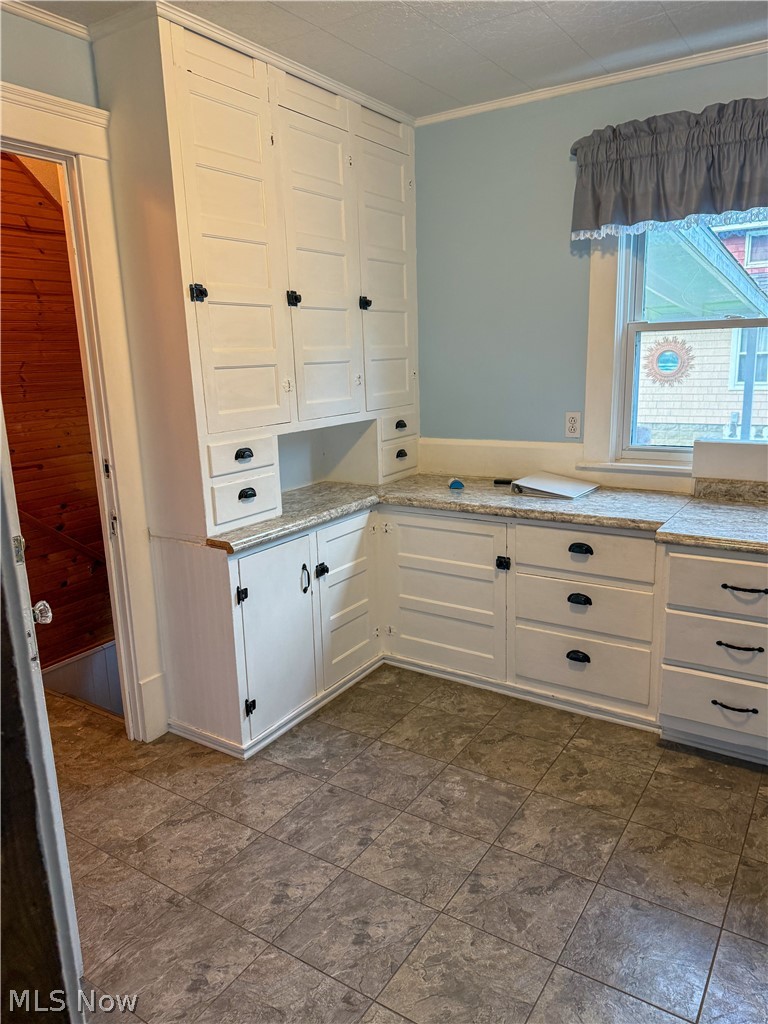 853 W River Road N Elyria OH 44035