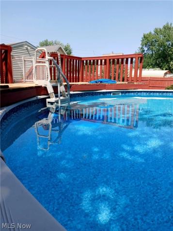 853 W River Road N Elyria OH 44035