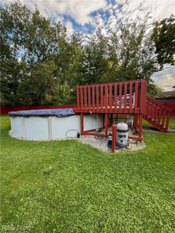 853 W River Road N Elyria OH 44035