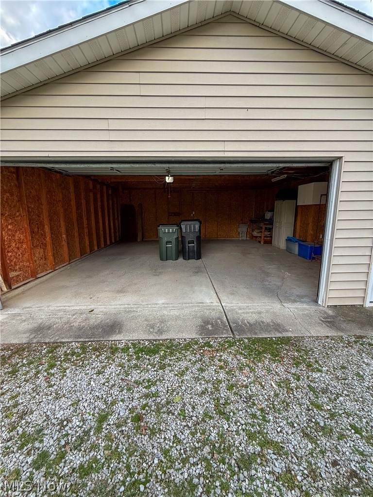 853 W River Road N Elyria OH 44035