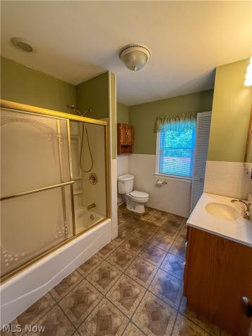 853 W River Road N Elyria OH 44035