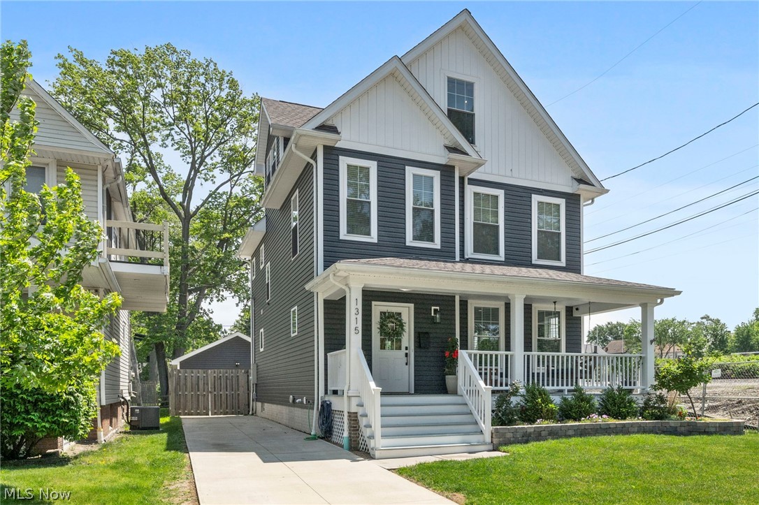 1315 Donald Avenue Lakewood OH 44107