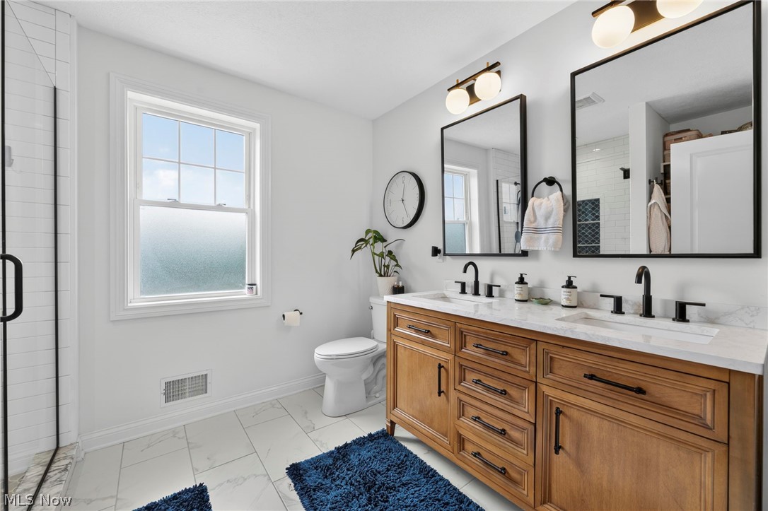 1315 Donald Avenue Lakewood OH 44107