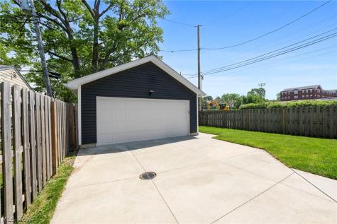 1315 Donald Avenue Lakewood OH 44107