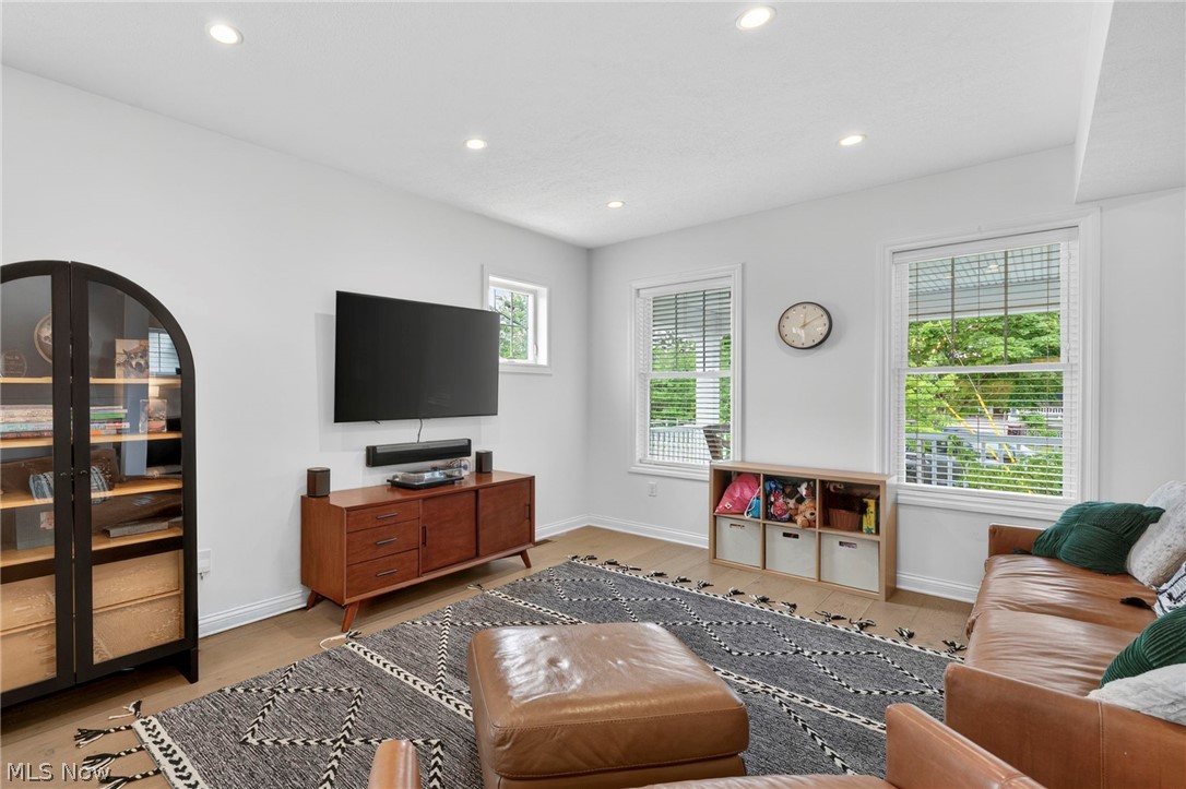 1315 Donald Avenue Lakewood OH 44107