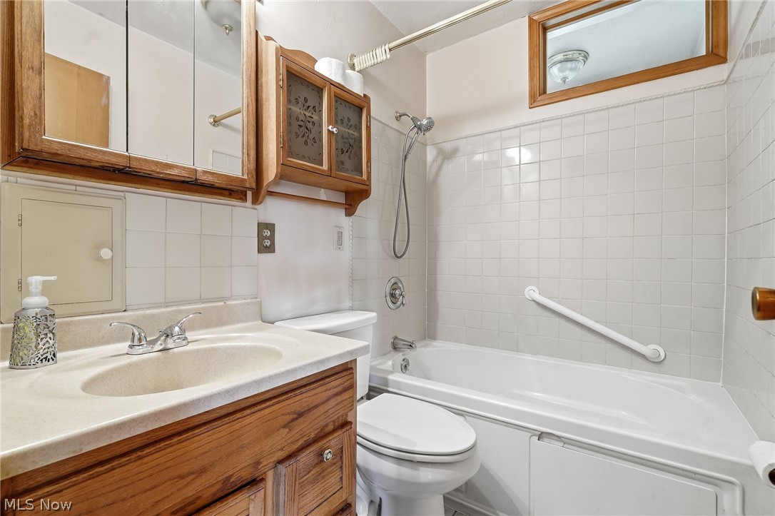 1511 David Avenue Parma OH 44134