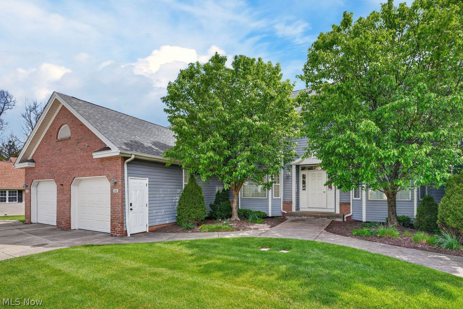 658 Tollis Parkway Broadview Heights OH 44147