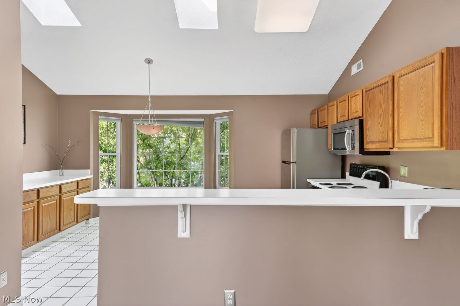 658 Tollis Parkway Broadview Heights OH 44147