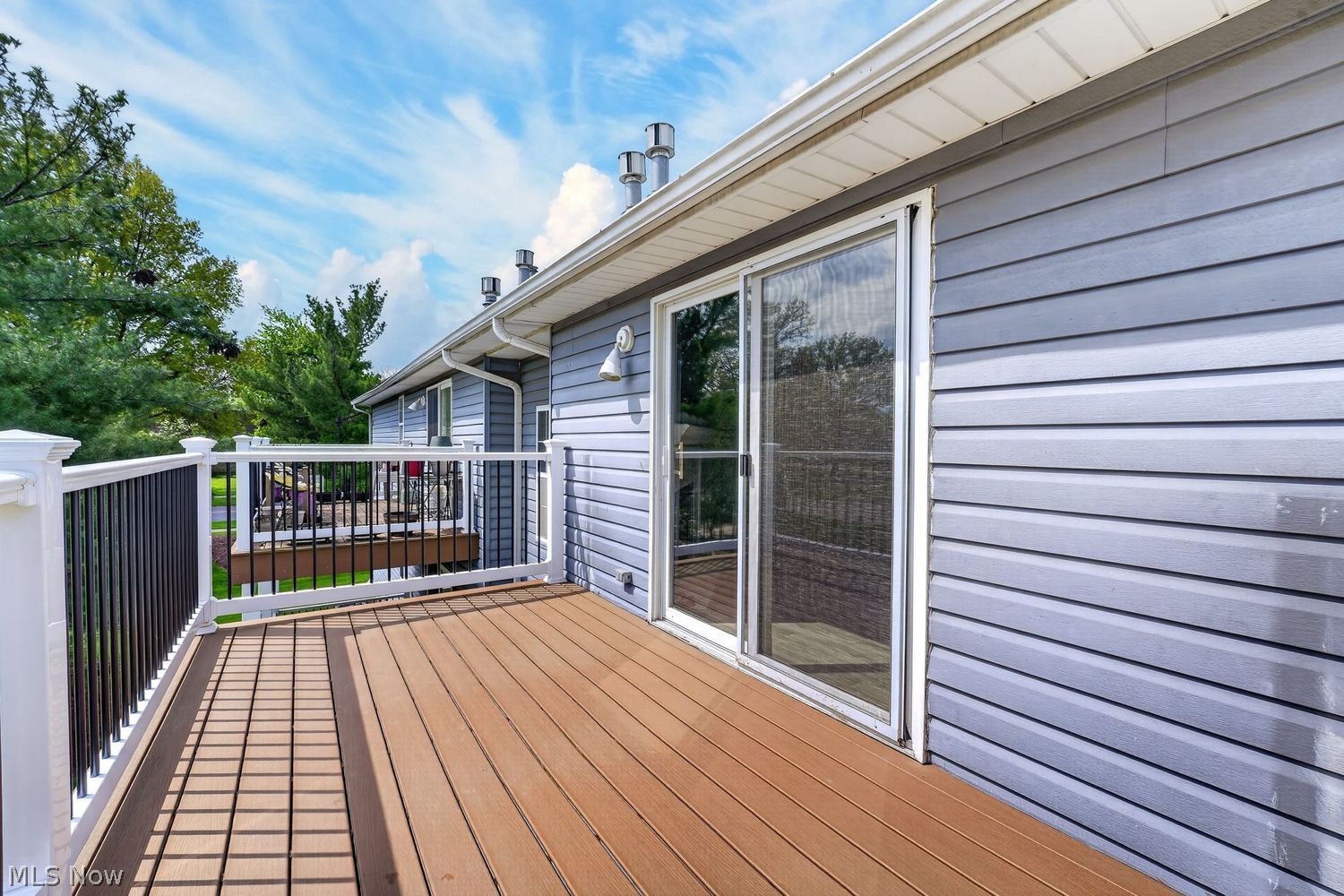 658 Tollis Parkway Broadview Heights OH 44147