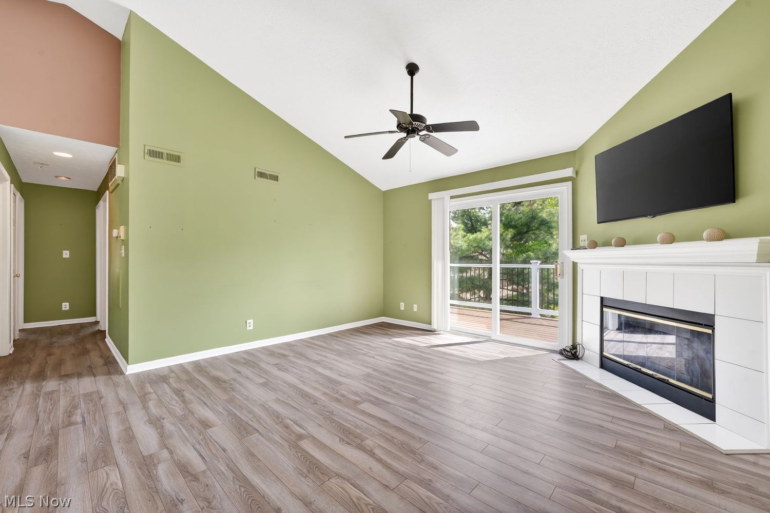 658 Tollis Parkway Broadview Heights OH 44147