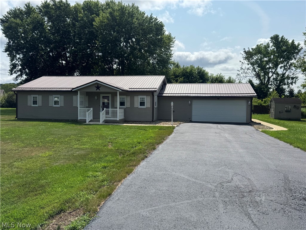 6220 Southview Drive Nashport OH 43830