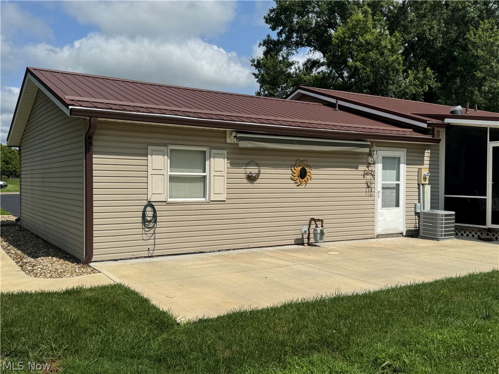 6220 Southview Drive Nashport OH 43830