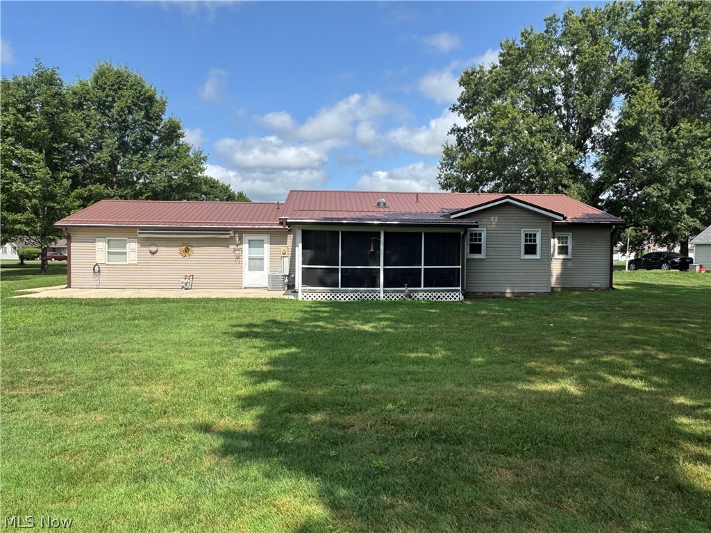 6220 Southview Drive Nashport OH 43830