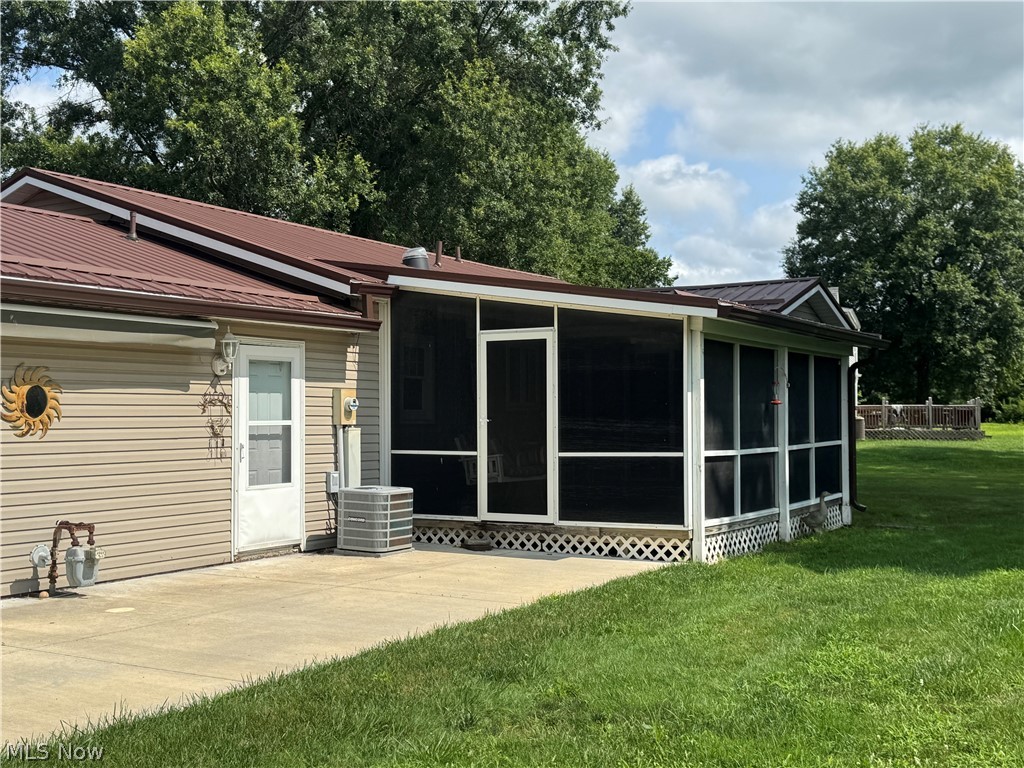 6220 Southview Drive Nashport OH 43830