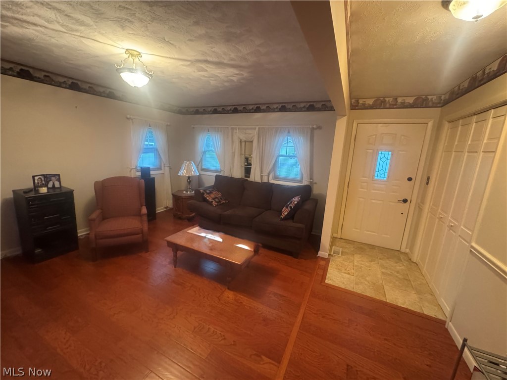 6220 Southview Drive Nashport OH 43830