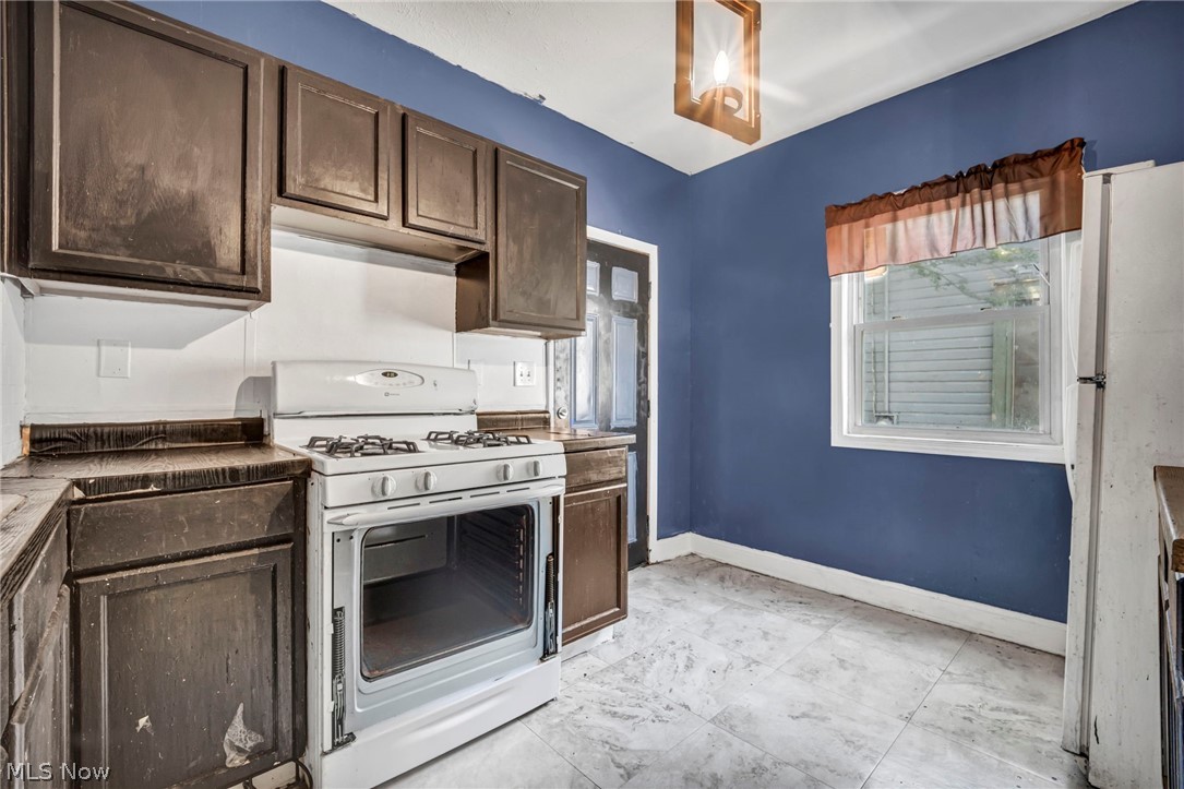 9908 Bessemer Avenue Cleveland OH 44104